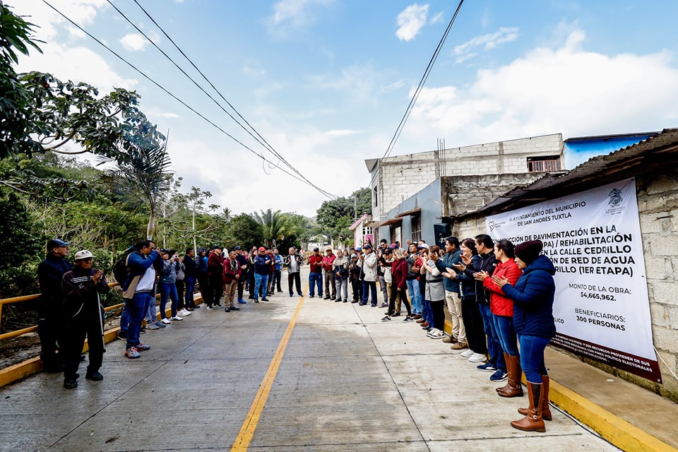 Inaugura alcaldesa 1ra. etapa de pavimento en calle Cedrillo de Tepancan