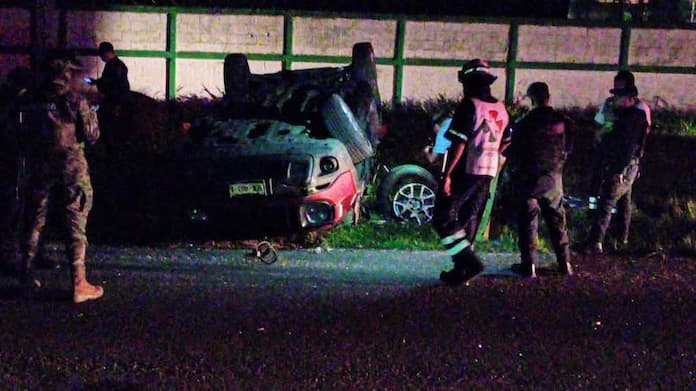 4ccid£nte vehicular deja un b£b£ sin v1da y dos personas les1ønadas