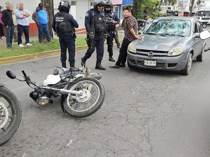 Mujer mu£r£ tras ser arr@strada por un automovilista en Xalapa