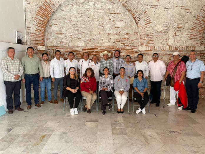 Participa Alcalde de Catemaco en reunión de Autoridades de la Secretaría de Cultura