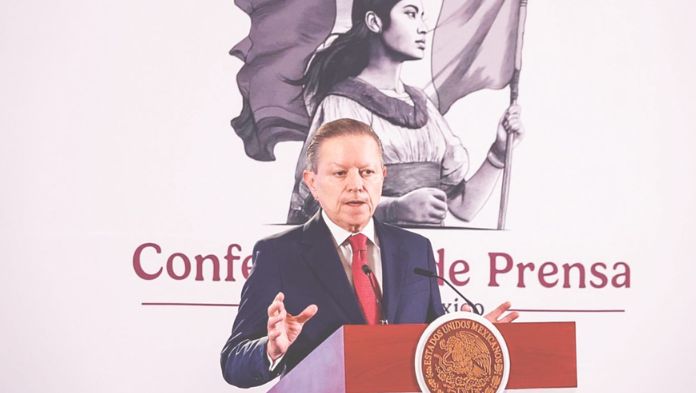 Por pensión y salario, obtiene Zaldívar más de 500 mil pesos
