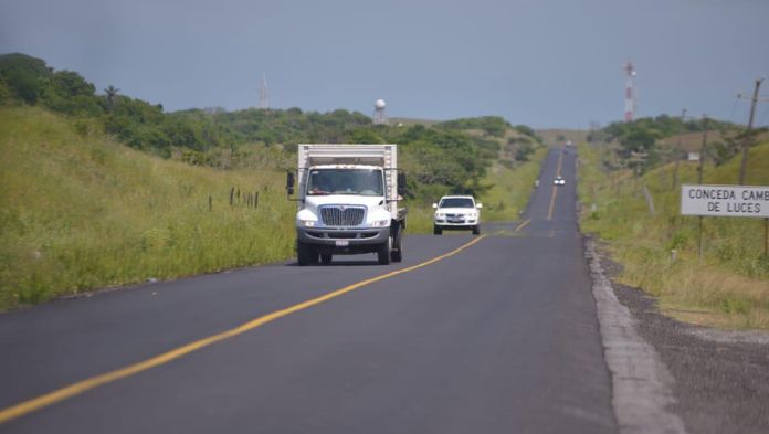 Carreteras seguras y en buen estado, piden empresarios a la gobernadora Rocío Nahle