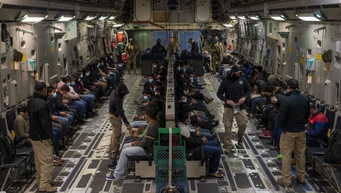 México ha recibido 6 mil 244 migrantes deportados por Trump incluyendo mil 371 de otros países
