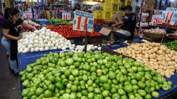 Inflación se ubica en 3.69% en la primera quincena de 2025: INEGI