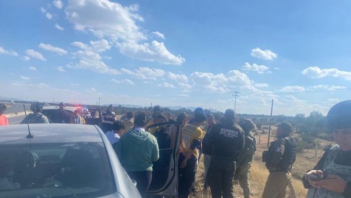 Equipo de futbol infantil sufre secuestro y asalto exprés en carretera de San Luis Potosí; todos están a salvo