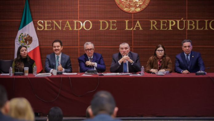 No hay razones para renunciar, asegura Rocha Moya entre crisis en Sinaloa