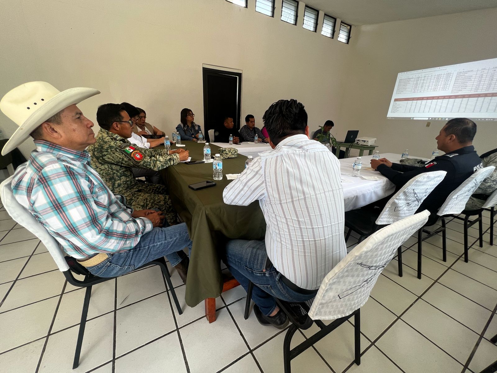 Alcalde de Catemaco participa en reunión de trabajo en el Batallón de Infantería de San Andrés Tuxtla