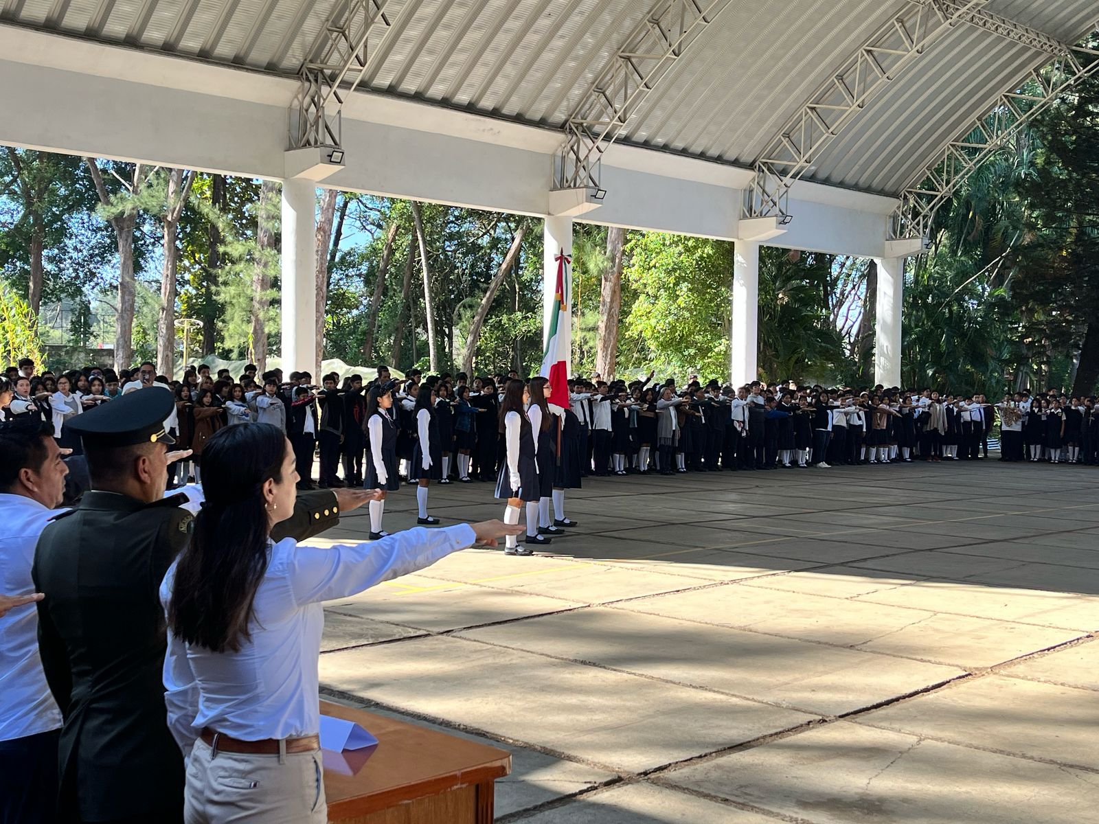 Acto cívico y celebración del LXXXVIl años de la Escuela Secundaria y Bachilleres «Dr. Isaac Ochoterena»