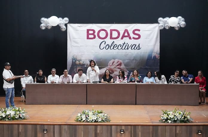 Celebra Ayuntamiento, DIF y Registro Civil, bodas colectivas en San Andrés Tuxtla