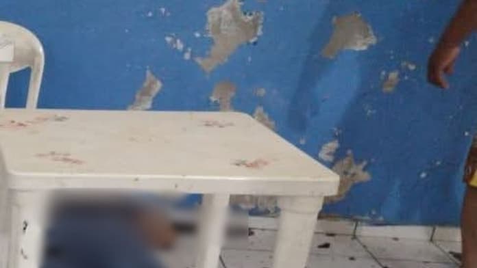4taque en bar de Tabasco deja al menos 4 muertøs, entre ellos un menør de edad