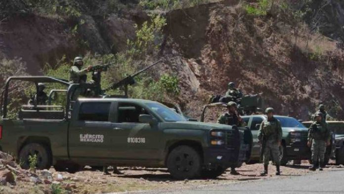 Arrojan explosivo desde dron a fuerzas de seguridad en Guadalupe y Calvo, Chihuahua; hay cuatro heridos