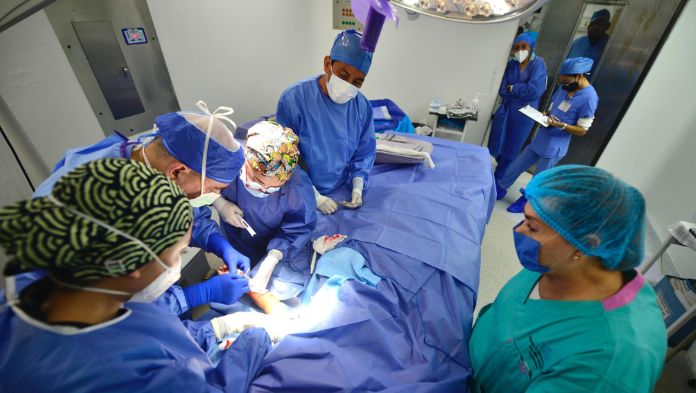 Salud Veracruz reactiva programa de cirugías para niños con quemaduras graves