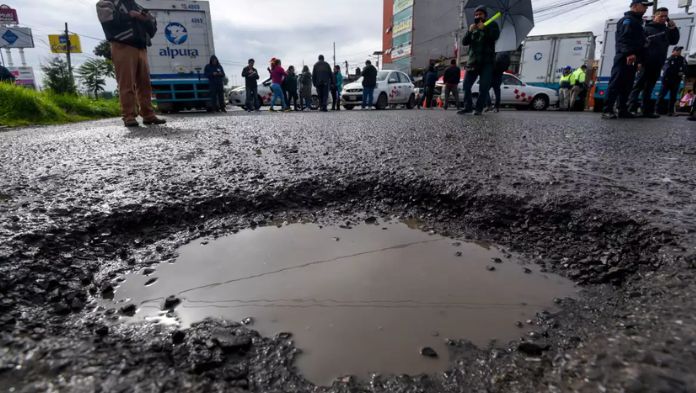 El ‘sexenio de los baches’: AMLO dejó solo 26% de carreteras de México en buen estado