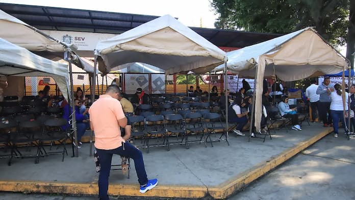 Protesta de la USMEV en la SEV cumple tres días, “no hay acuerdo”