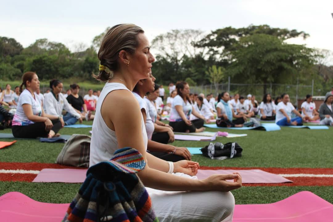 Celebran equinoccio de primavera con evento de yoga en San Andrés Tuxtla