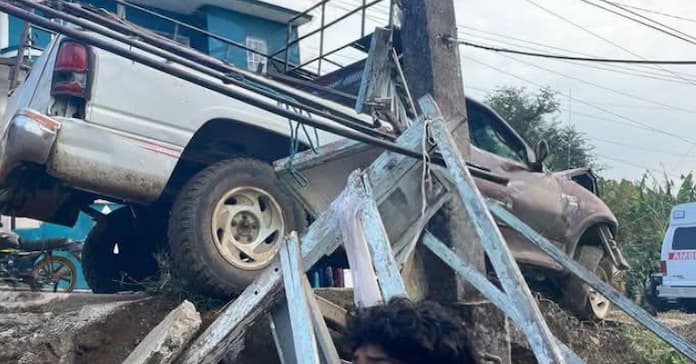 Camioneta le falla los frenos y deja 3 her1dos en San Andrés Tuxtla