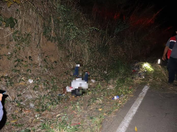 Mu£r£ motociclista en la carretera Transístmica Acayucan – Soconusco