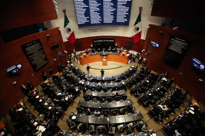 Senadores de la 4T avalan que el gobierno asuma las funciones del INAI