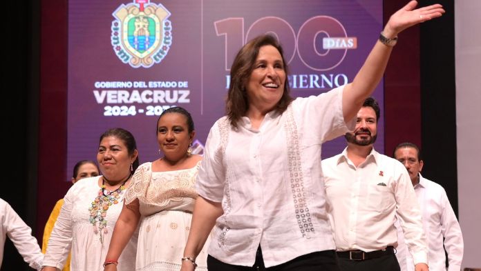 Rocío Nahle rinde informe por 100 días de gobierno de Veracruz