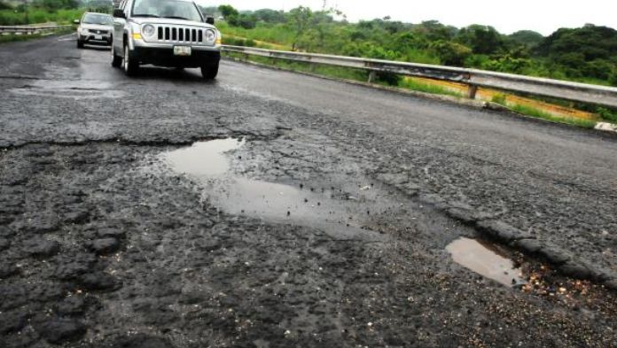 La peor carretera de la República está en Veracruz: Rocío Nahle