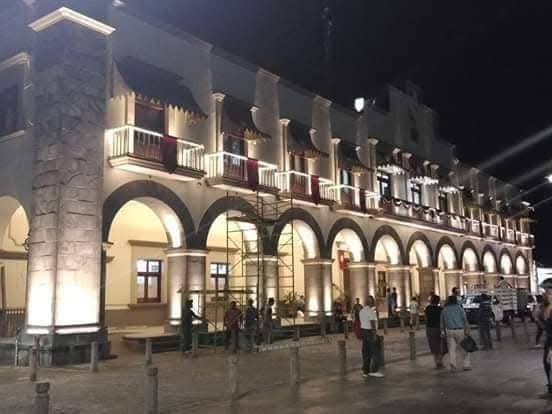 CRÓNICAS DE MI PUEBLO-EL PALACIO MUNICIPAL