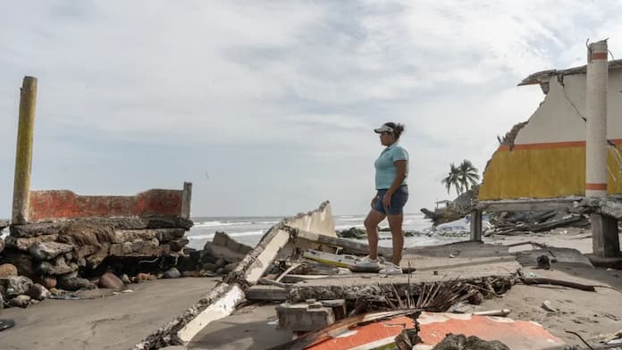 Se acelera la desaparición de playas en México