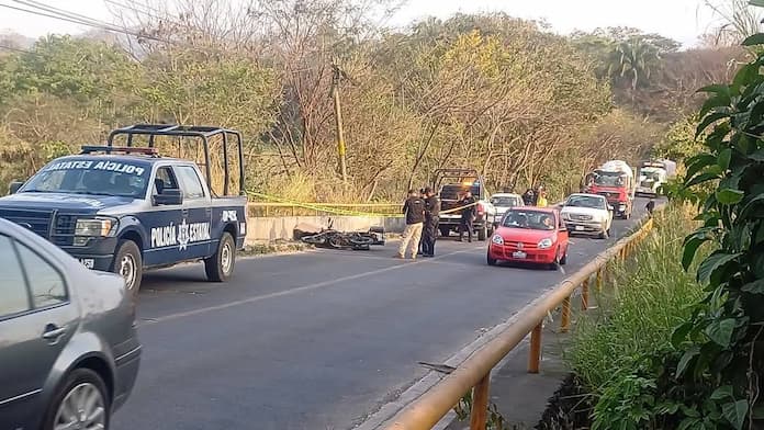 Ataque armado deja un motociclista muerto y otra herido de gravedad, en rio seco