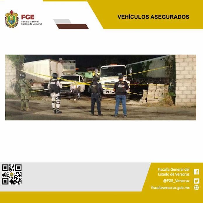 Aseguran vehículos y objetos tras cateo en un corralón en San Andrés Tuxtla