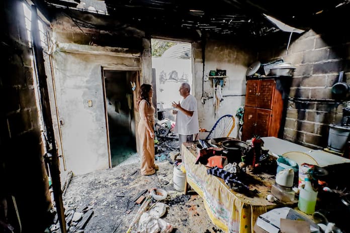 Apoyo a familia afectada por incendio