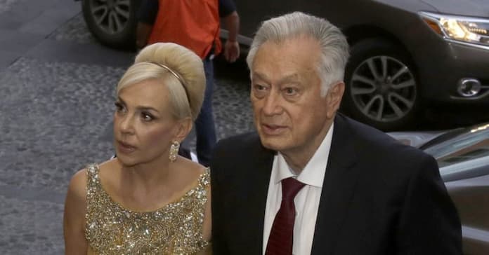 Julia Abdala, pareja de Bartlett, confirma que recibió transferencias de prestanombres de García Luna