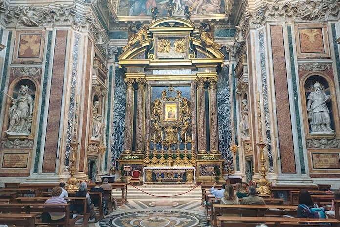 Santa María la Mayor, la basílica “española” de Roma donde Francisco decidió reposar