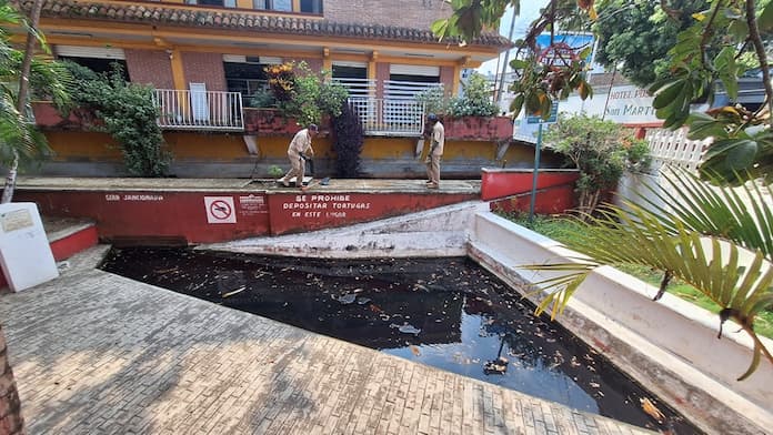 Realizan trabajos para evitar contaminación del nacimiento que se ubica debajo del puente Puchuapan