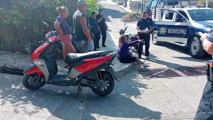 Madre e hija her1das tras choque en San Andrés Tuxtla