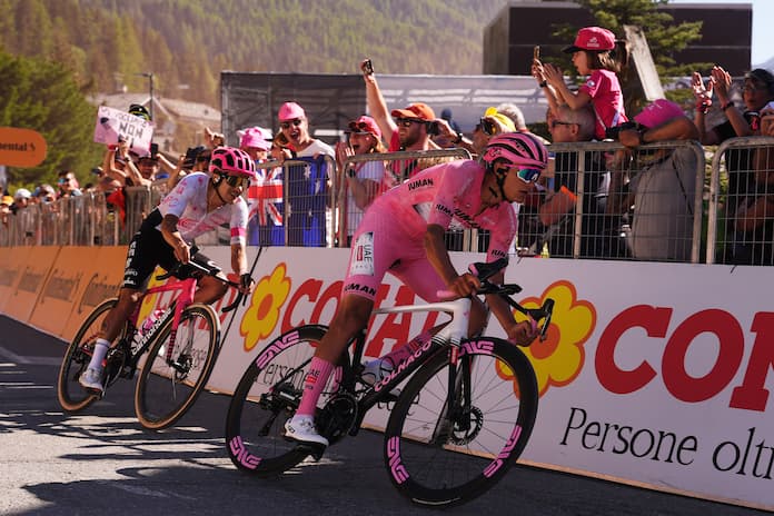 Del Toro conserva el liderato del Giro de Italia y se jugará todo este sábado