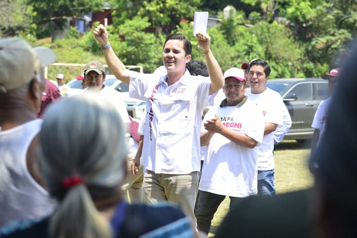 Las comunidades de San Andrés Tuxtla tendrán un cabildo cercano que atenderá sus necesidades: Rafa Fararoni