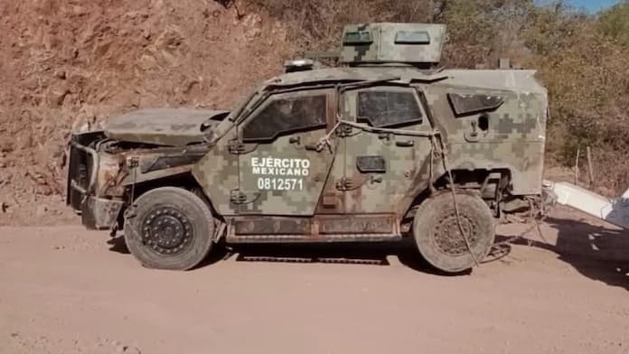 Ejército Mexicano detiene a 17 presuntos sicarios por explosión de mina en Michoacán