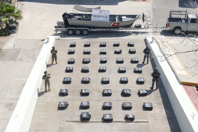 Aseguran 1.5 toneladas de cocaína en costas de Jalisco