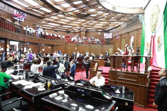 Congreso de Michoacán aprueba tipificar la apología del delito