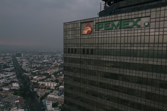 Pemex despedirá a 3 mil trabajadores por reestructuración