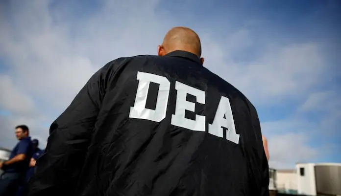 Sheinbaum rechaza que se tenga información sobre espionaje del CJNG a agentes de la DEA