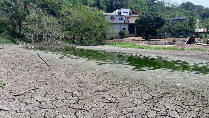 Se seca laguna en Juchique de Ferrer