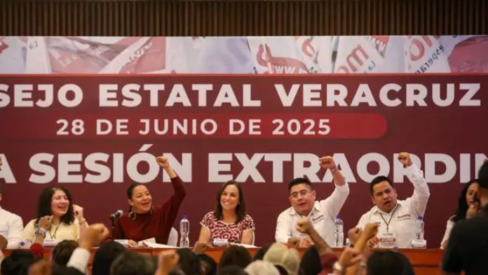 Tres alcaldes electos se sumaron a Morena tras elecciones en Veracruz