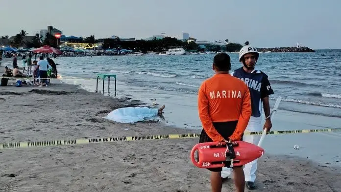 Adulto mayor se ahoga en Playa de Veracruz