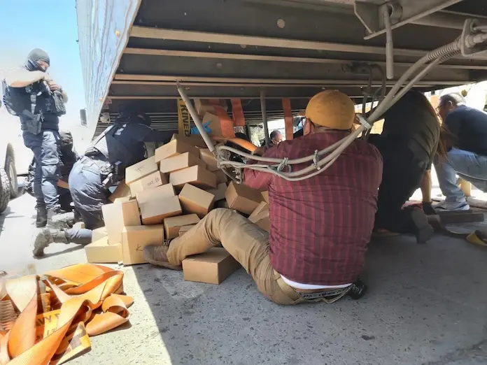 Fuerzas federales decomisan mil 140 kilos de metanfetamina en Tijuana