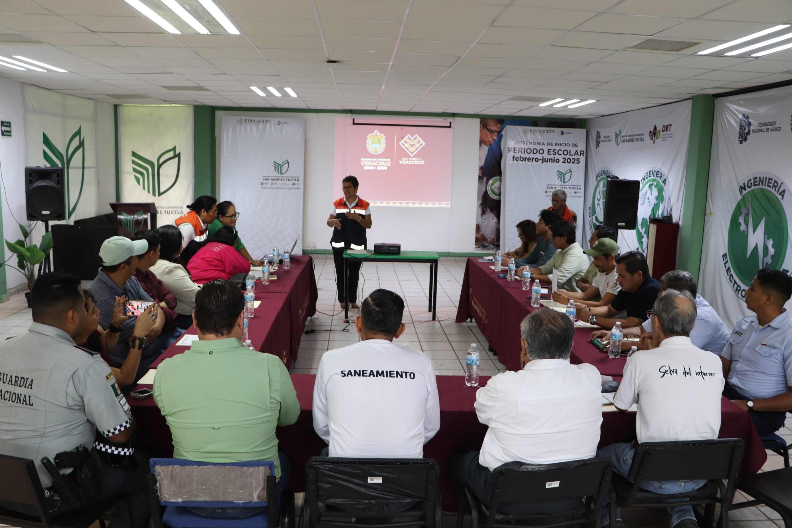Realizan mesa de vinculación en San Andrés Tuxtla para abordar temas de salud y medio ambiente