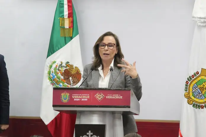 Urge reparar carreteras; Nahle pone plazo a SIOP