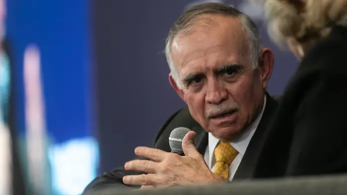 PAN denuncia a Alfonso Romo y a Vector ante FGR por lavado de dinero