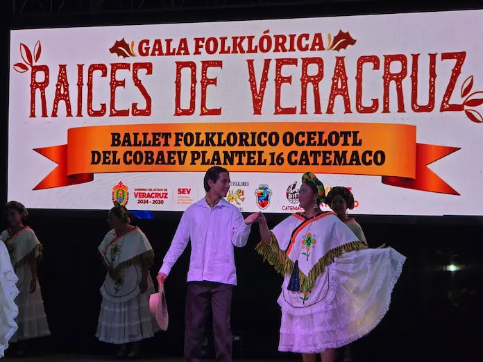 Catemaco vivió gran noche con la Gala Folklórica “Raíces de Veracruz”