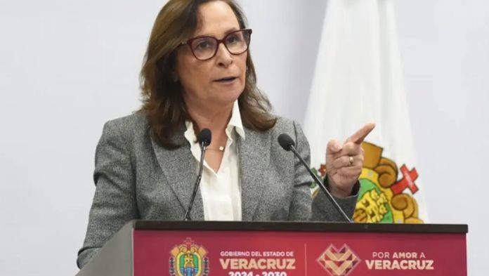 Sancionarán a taxistas que no respeten tarifas oficiales en Veracruz, advierte Nahle