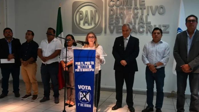 Evidencia reemplacamiento el desorden financiero del gobierno, deduce el PAN